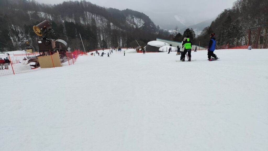 めいほうスキー場25-26試乗会の天気とゲレンデの様子写真