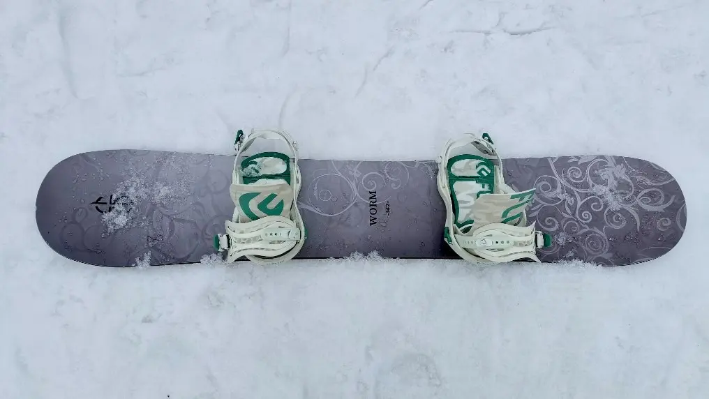 CROOJA WORM 142 スノーボード CROOJA WORMに試乗！サイズが合わない142cmの使用感をリアル