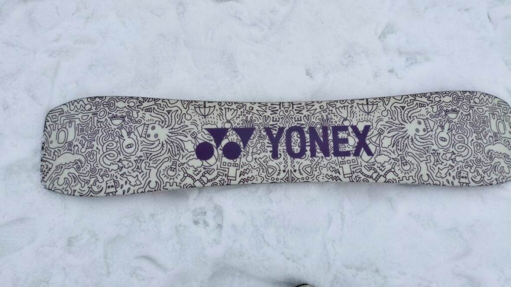 YONEXグロウエントのソールの写真