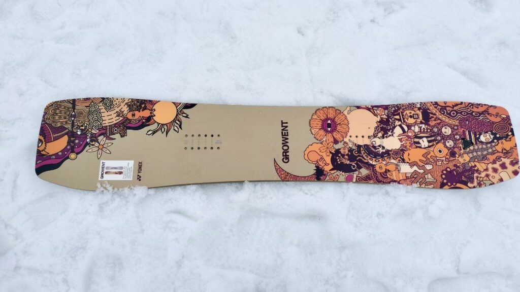 YONEXグロウエントの真上から撮影した全体写真