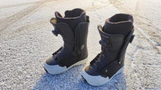 RIDEラッソプロワイドのブーツを映した写真