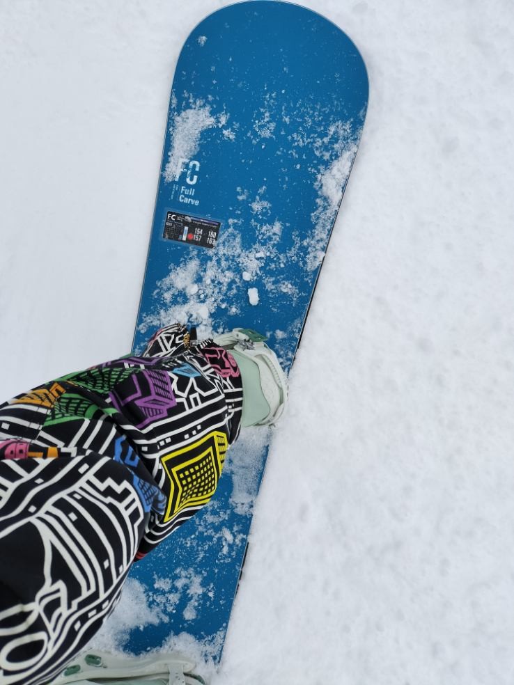 OGASAKA　FCを履いた足元の写真