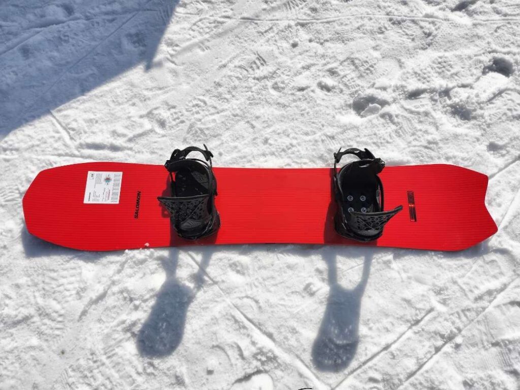 SALOMONダンスホールの真上から撮影したボード全体の写真