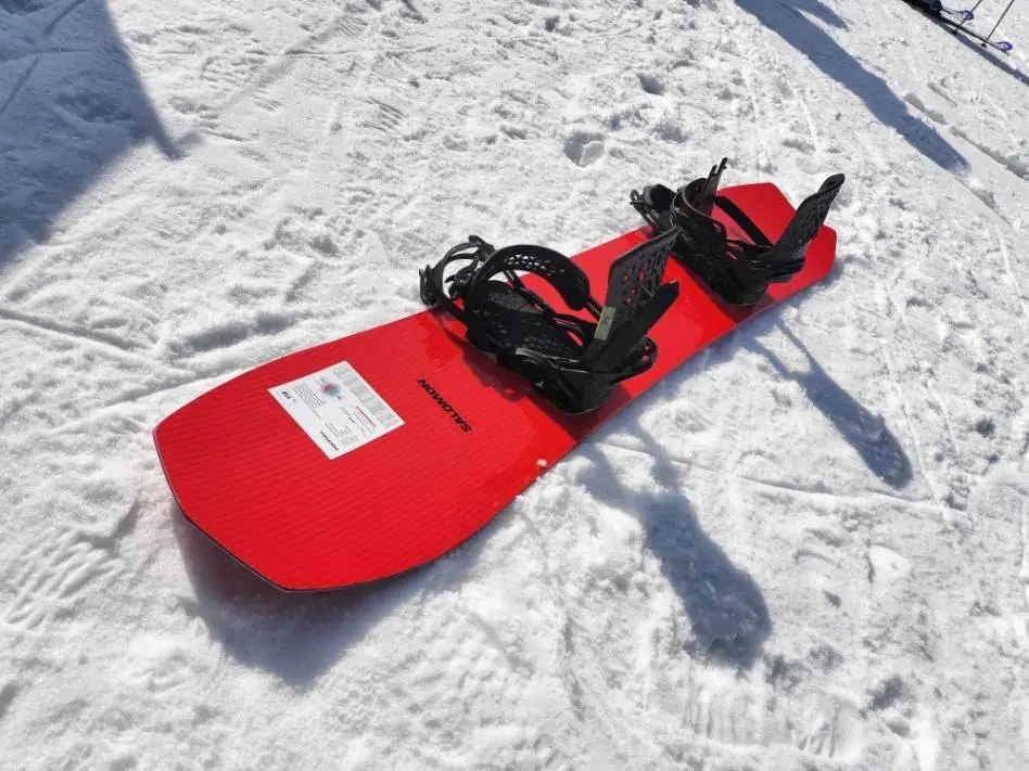 SALOMON ダンスホール 157 美品 Amazon | サロモン(SALOMON) スノーボード 板 ボード DANCEHAUL