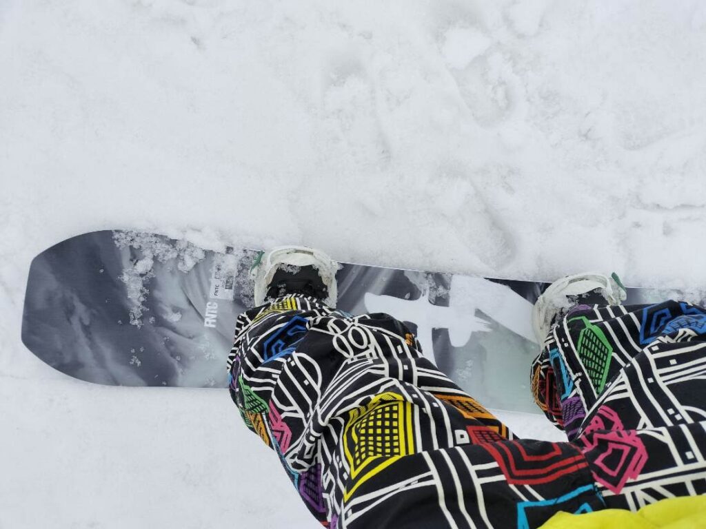 CATを履いて足元を撮影した写真