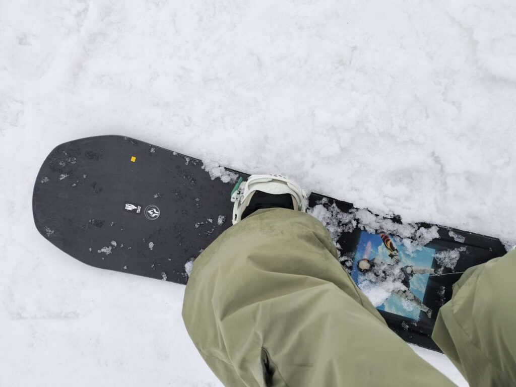 スーパーDOAを履いた足元の写真