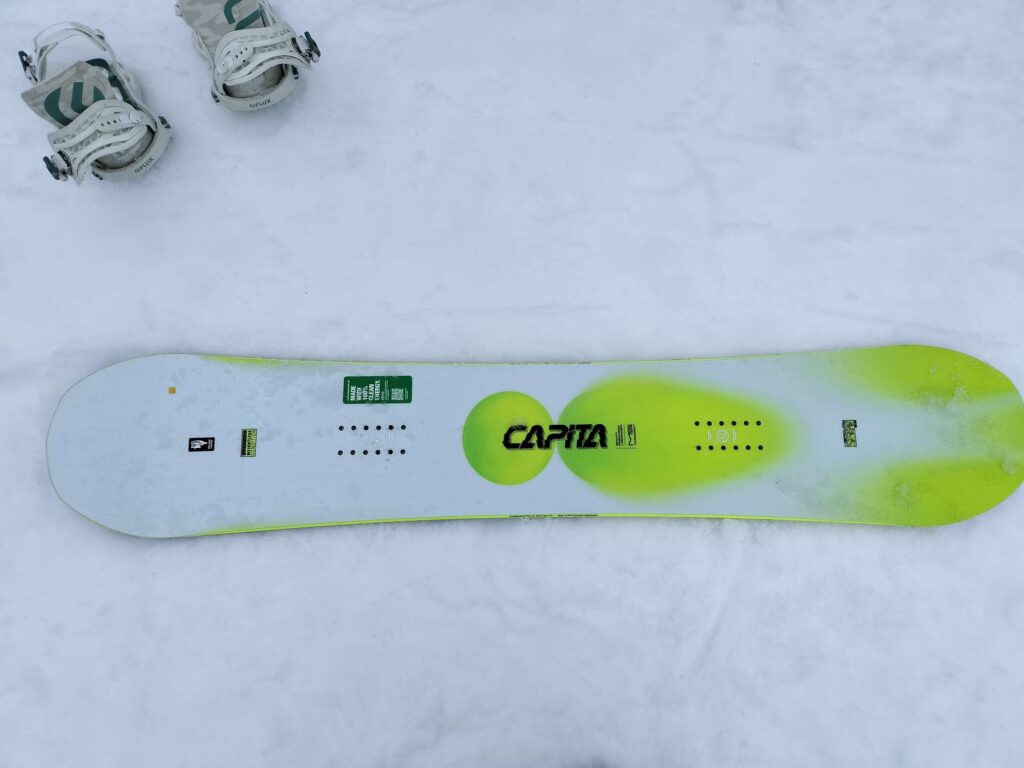 CAPiTA MERCURY(マーキュリー)のボード全体の写真