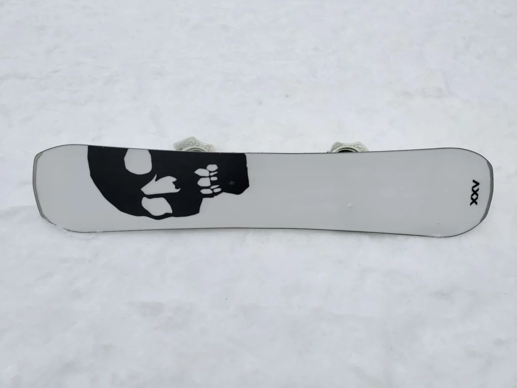 THE BLACK SNOWBOARD OF DEATH（ザブラックスノーボードオブデス）試乗