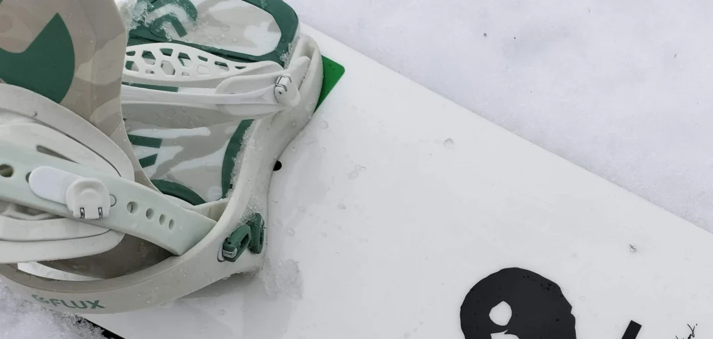 THE BLACK SNOWBOARD OF DEATH（ザブラックスノーボードオブデス）試乗