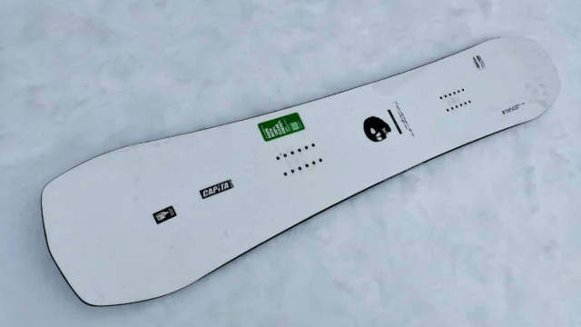 THE BLACK SNOWBOARD OF DEATH（ザブラックスノーボードオブデス）試乗