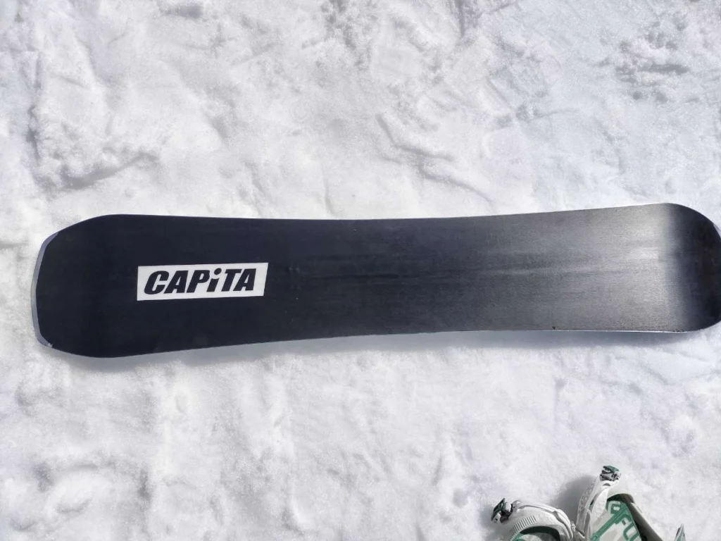 CAPiTA MEGA DEATH 試乗レビュー】「デス」との違いは？驚きの軽さで