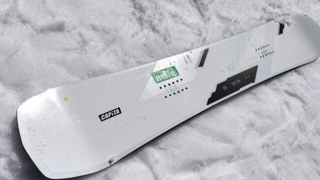 CAPiTA MEGA DEATH（キャピタメガデス）のボード全体の写真