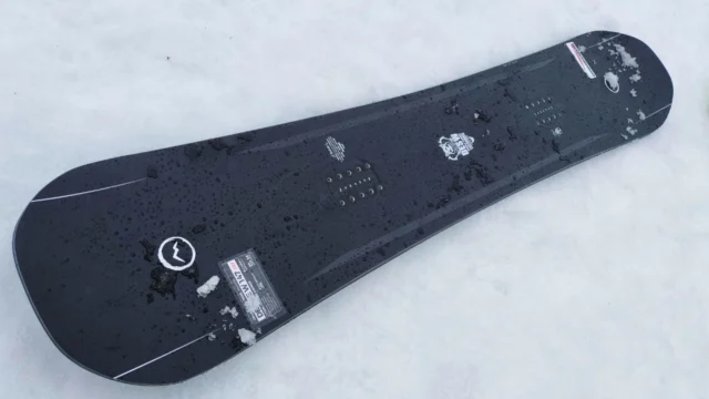 NOVEMBER DESIRE W レビュー！グラトリ・パーク向け？滑ってみてわかっ