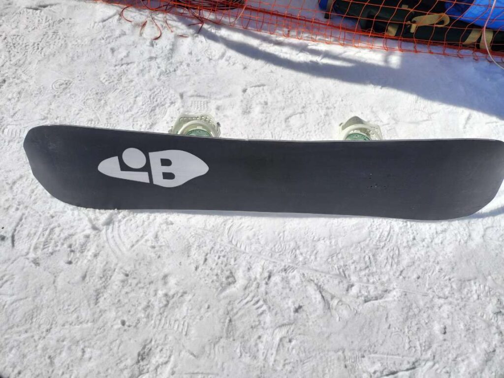 LIB TECH GOLDEN ORCA(リブテックボールデンオルカ)のソール全体の写真