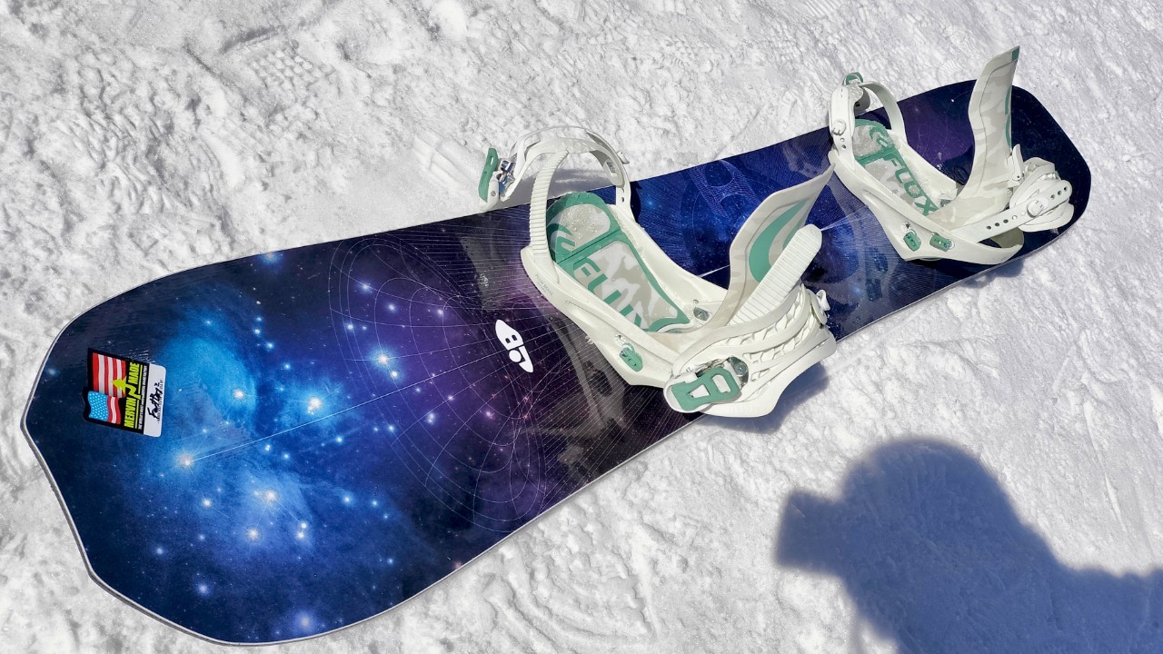 LIB TECH GOLDEN ORCA(リブテックボールデンオルカ)のボード全体の写真