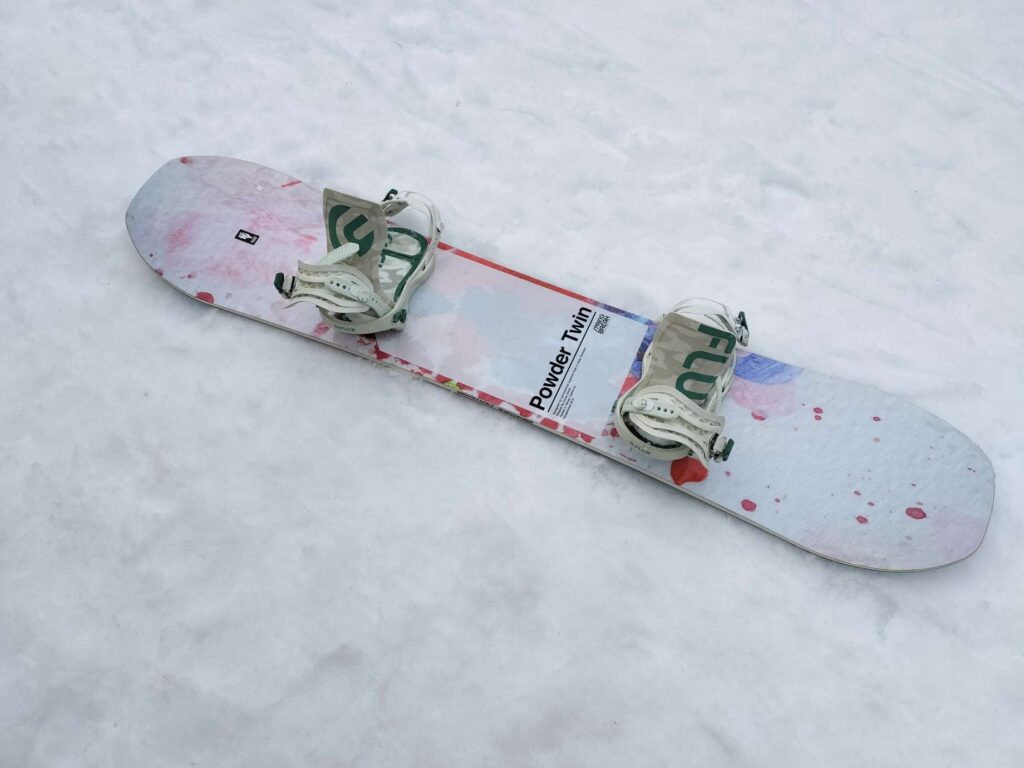 【CAPiTA】SB POWDER TWIN（スプリングブレイク パウダーツイン)のボード全体の写真