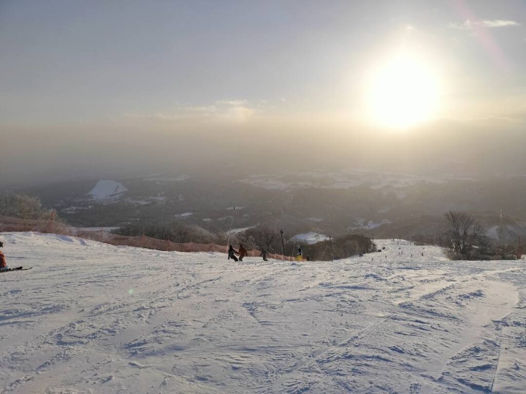 早朝ダイナランドの日の出写真