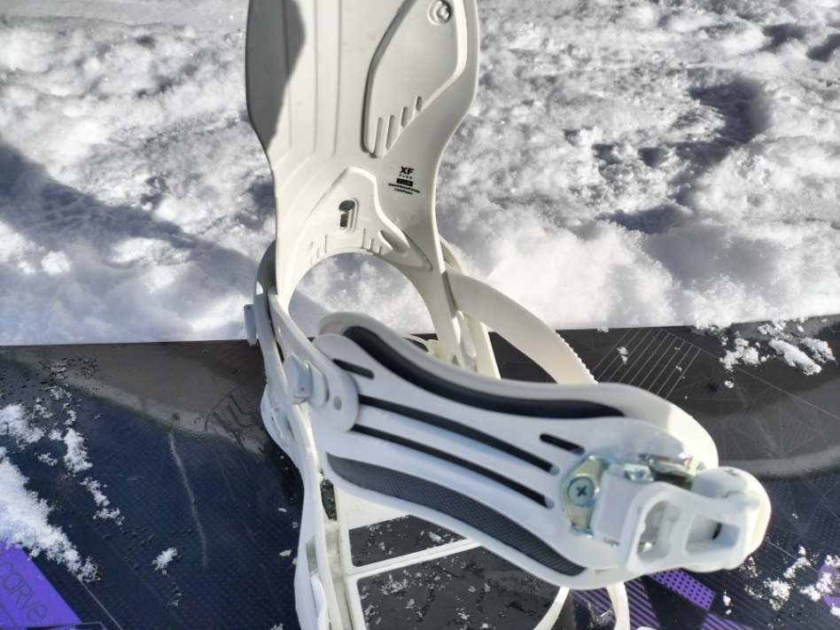 FLUXバインディングのXF PLUSの写真