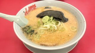 山岡家のラーメンは何系?